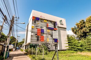 Exterior - OYO 412 7 Days Hotel (Chiang Mai)