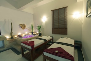 Couples treatment room(s), sauna, steam room, body treatments - Sokhalay Angkor Residence and Spa (Siem Reap)