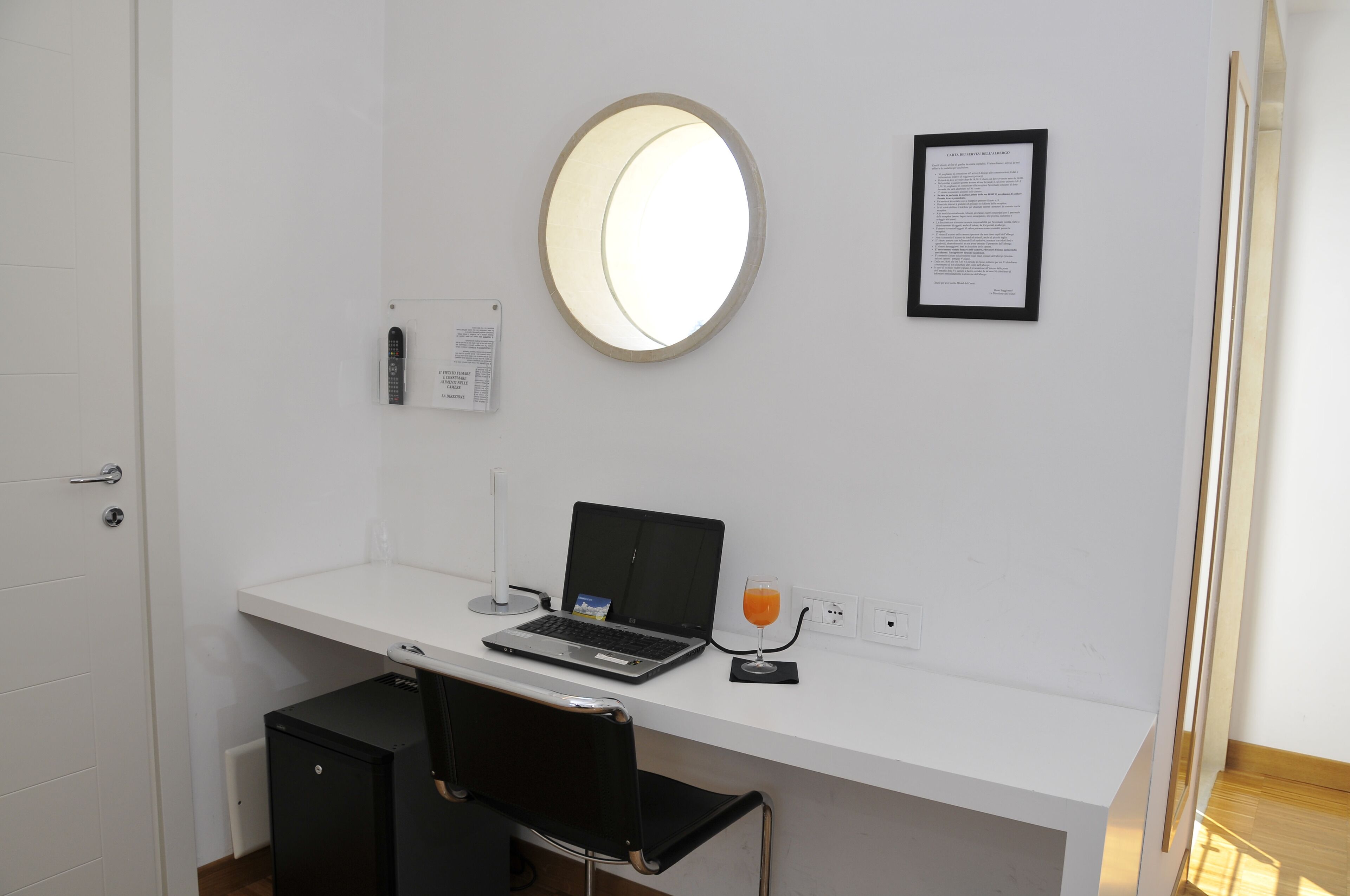 minibar, in-room safe, individually furnished, desk