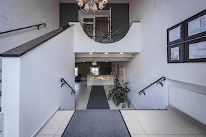 Reception - Moon Garden Boutique Hotel (Vilnius)