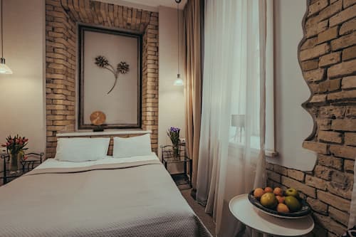 Double Room | In-room safe, individually decorated, desk, laptop workspace