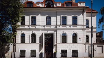 Fyrir utan