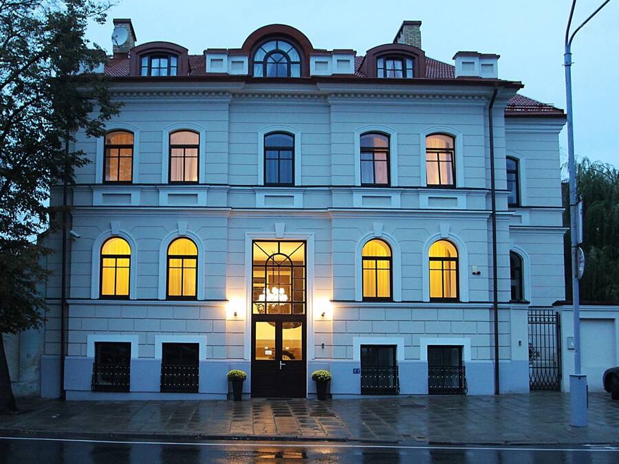 Front of property - evening/night