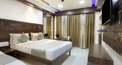 Mannars Deluxe Lodge