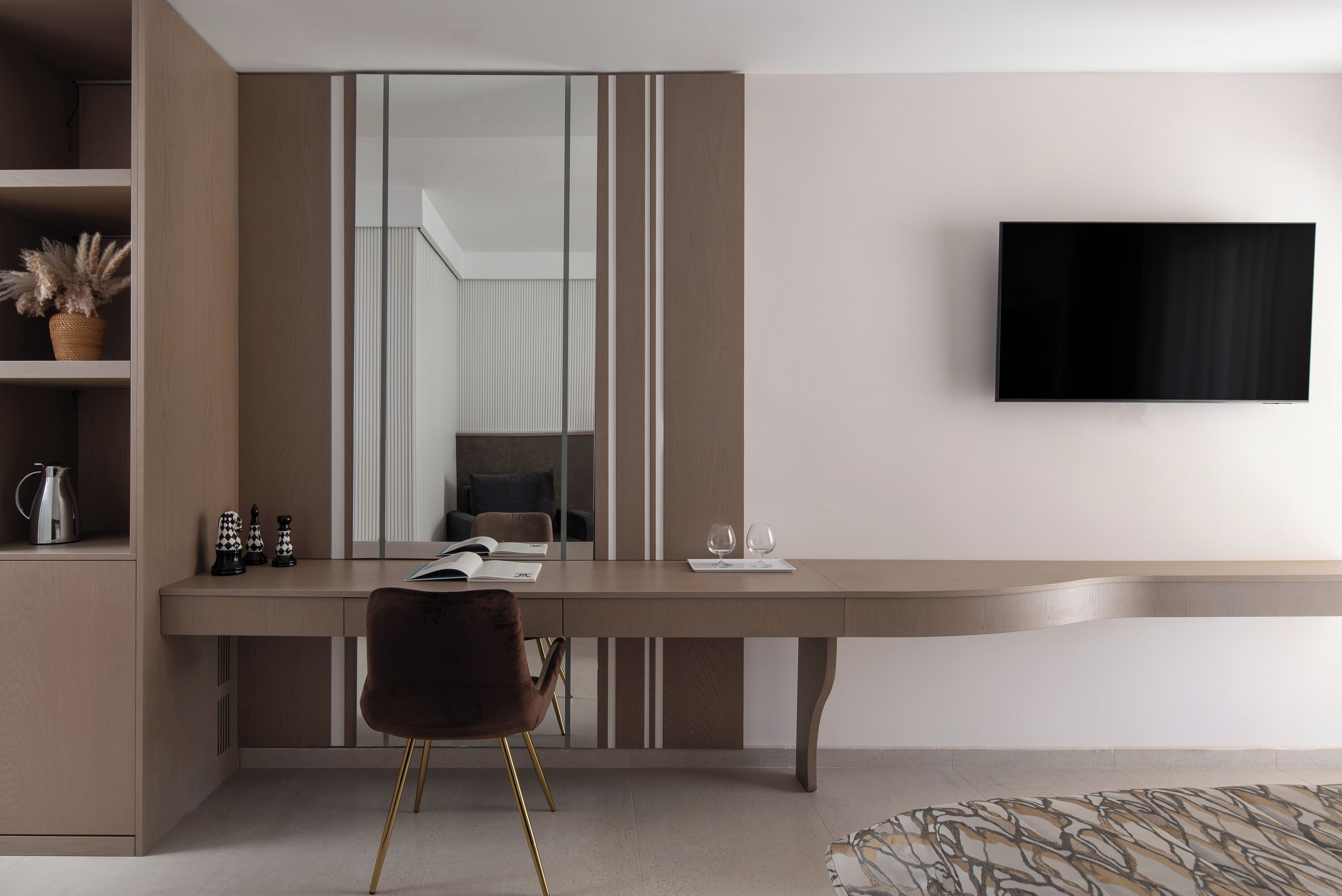 junior suite | 1 bedroom, egyptian cotton sheets, premium bedding, in-room safe