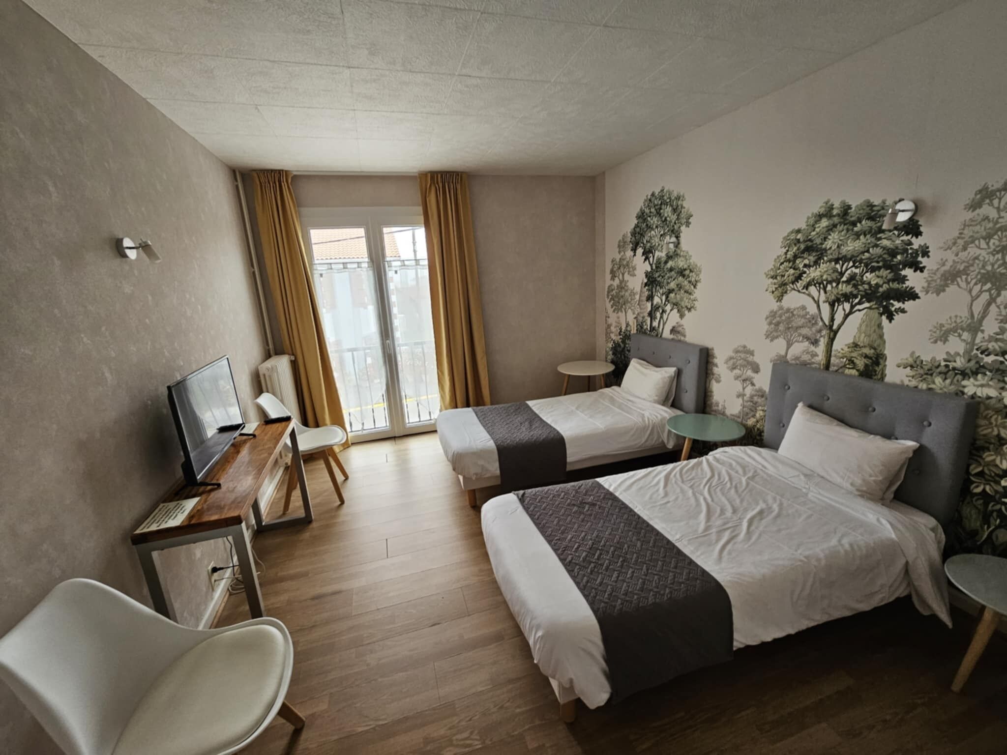 Twin Room | Free WiFi, bed sheets