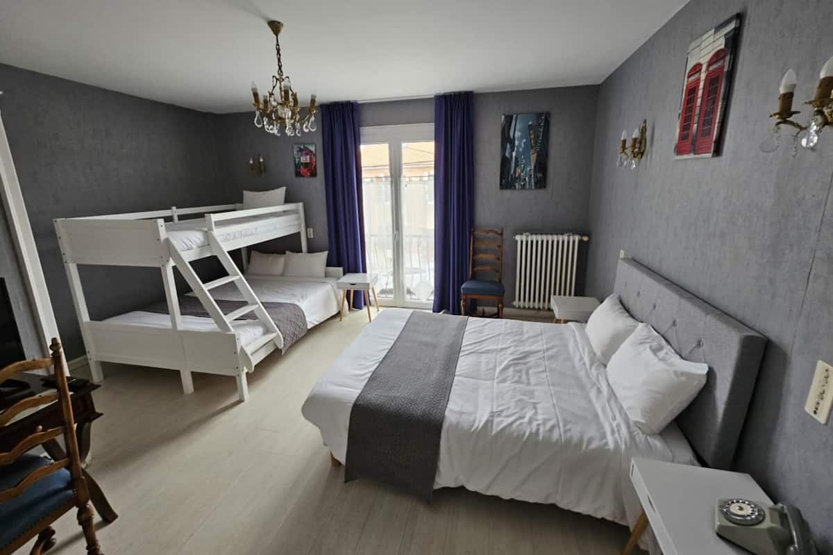 Wifi gratis y ropa de cama