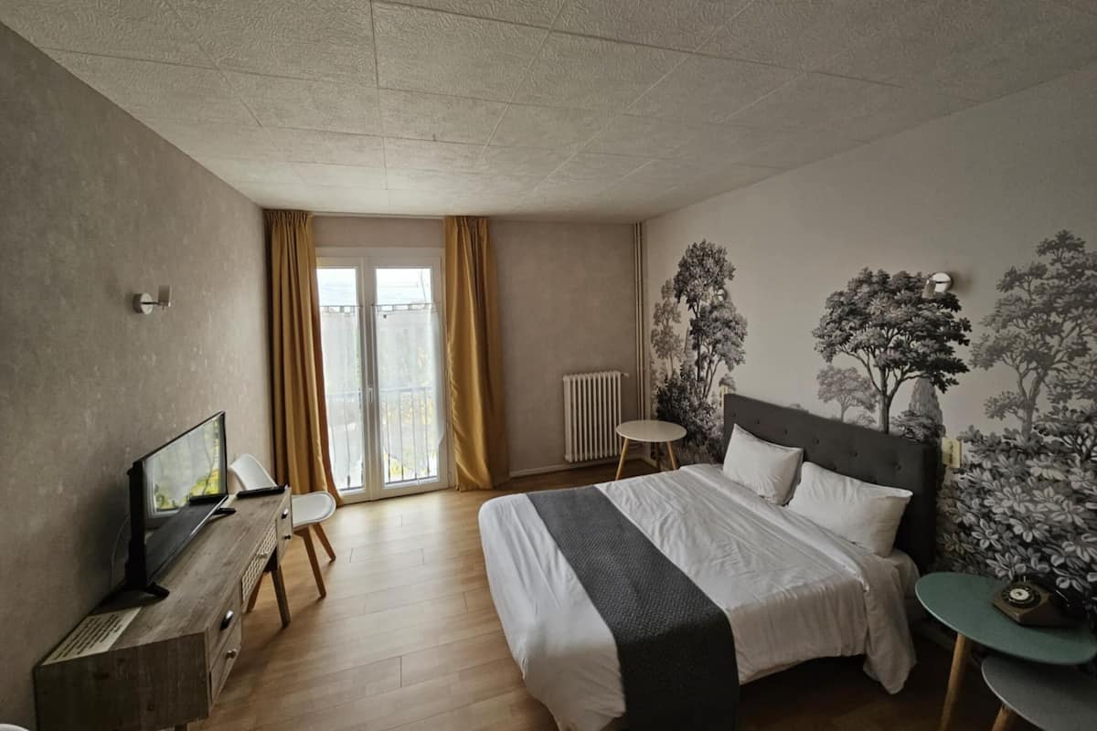 Wifi gratis y ropa de cama