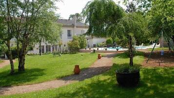 Enceinte de lâhĂ©bergement