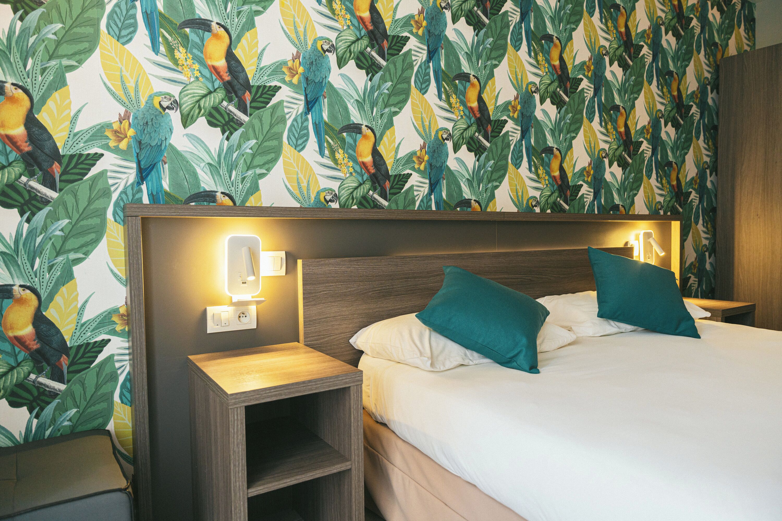 standard double room | premium bedding, minibar, in-room safe, desk