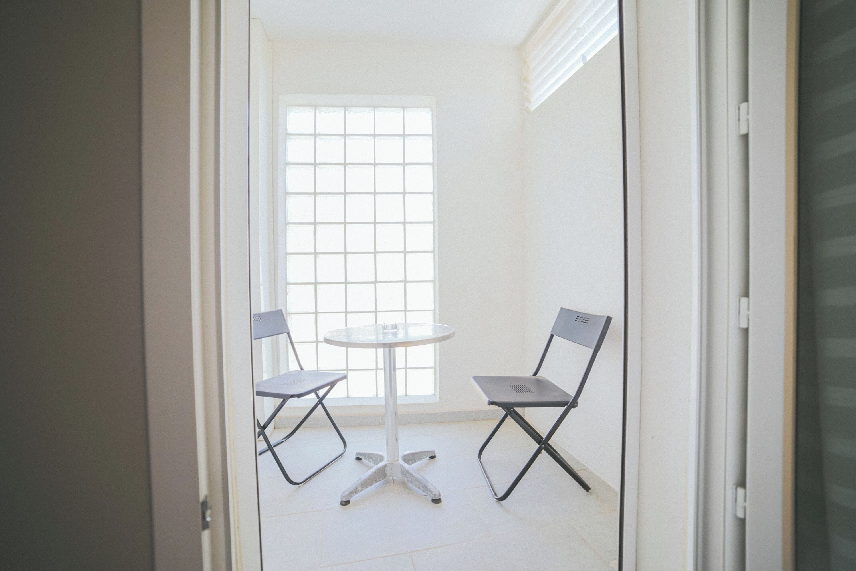 standard triple room | premium bedding, minibar, in-room safe, desk