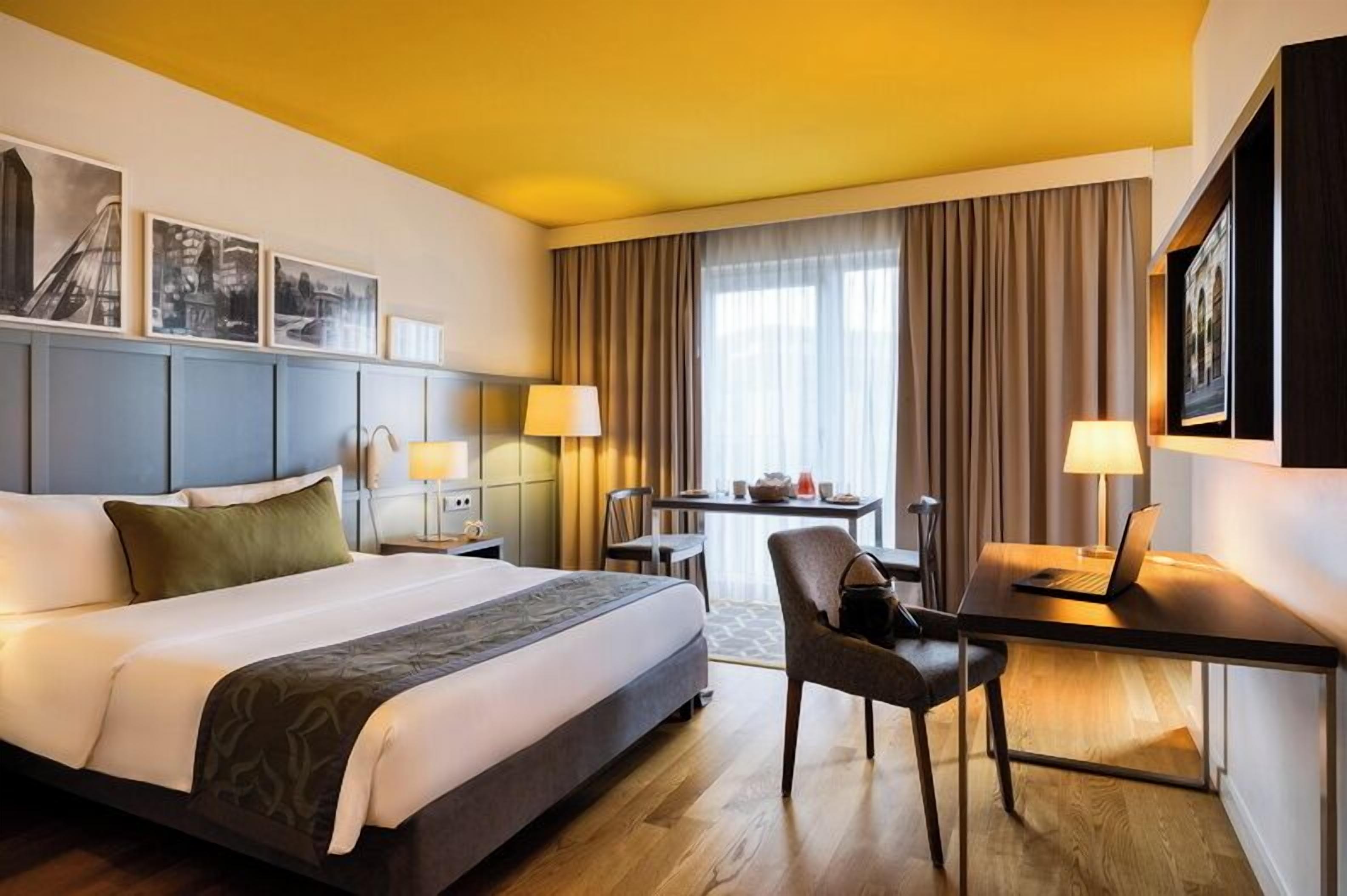 Studio | Bettwäsche aus ägyptischer Baumwolle, hochwertige Bettwaren, Zimmersafe