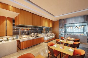 3 restauranter, der serverer morgenmad, frokost og aftensmad