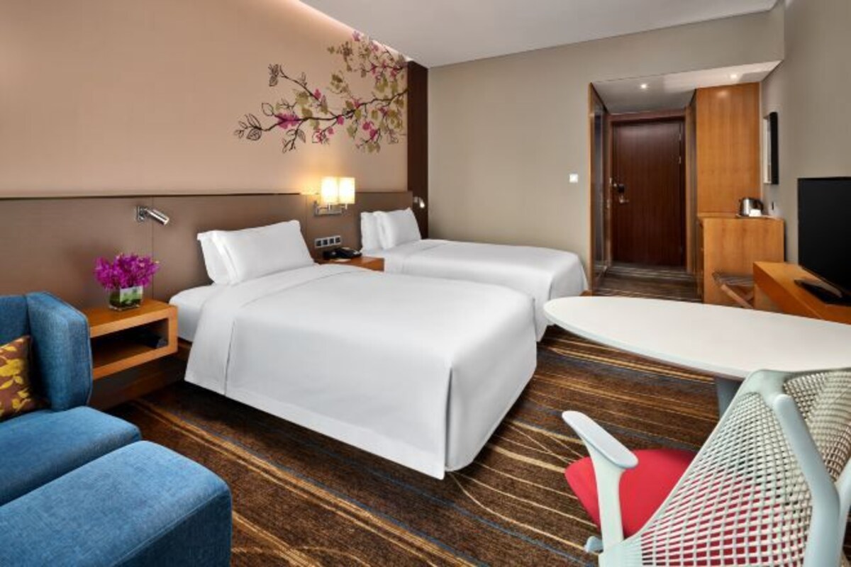 Twin Beds Room