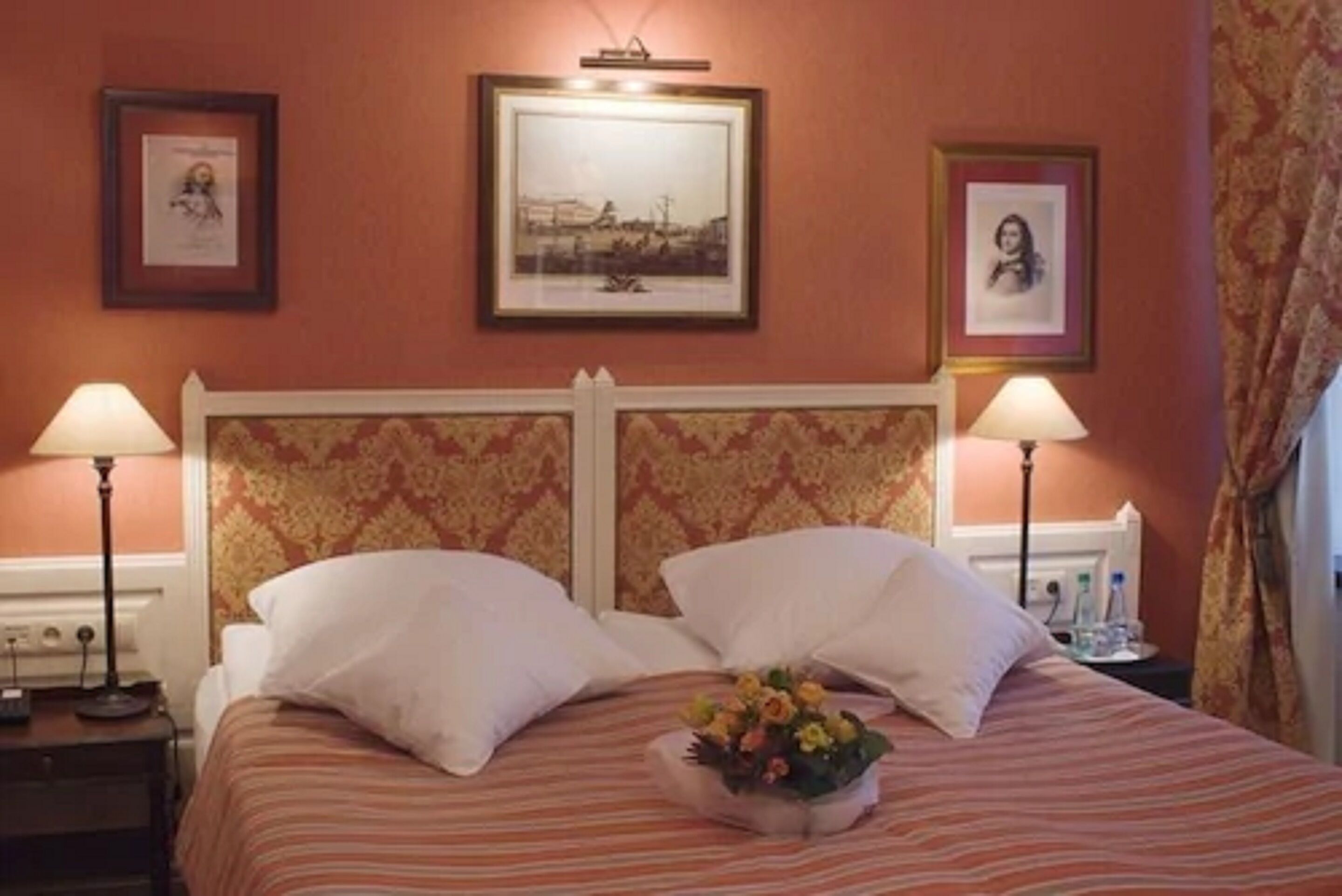 standard double room | premium bedding, minibar, in-room safe, individually decorated