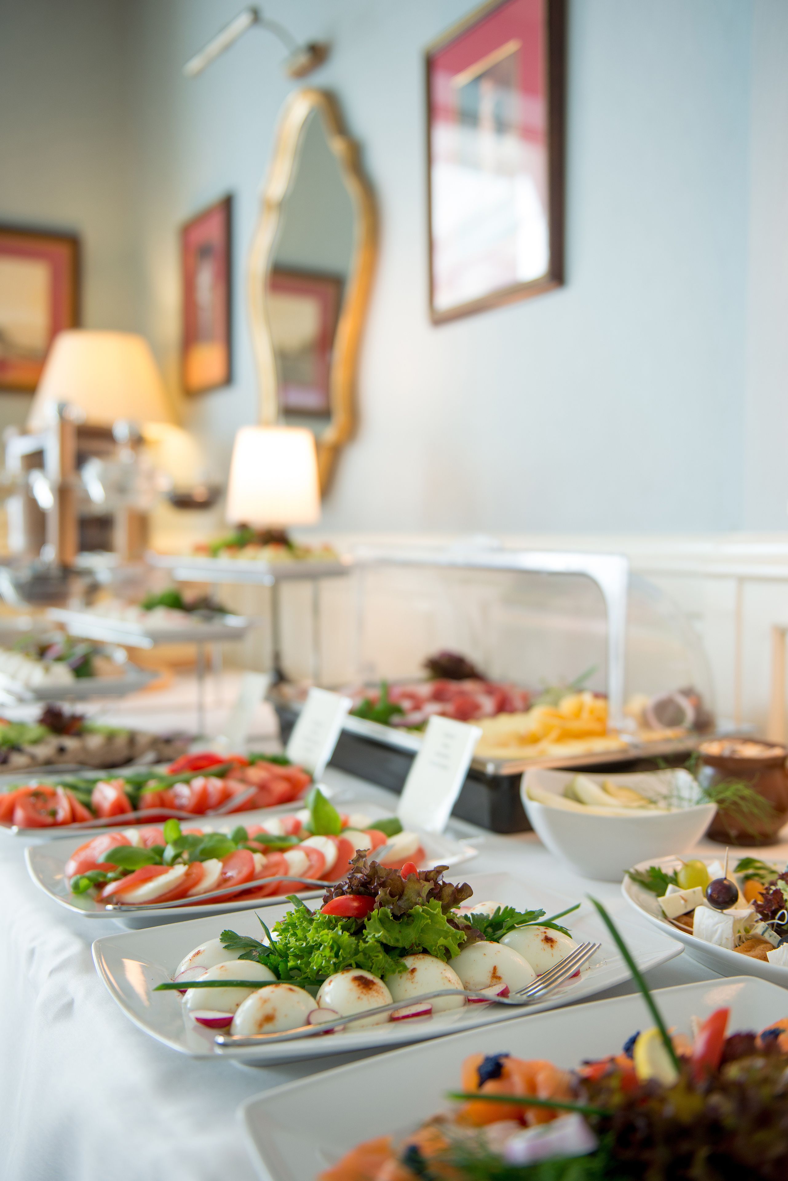 free daily continental breakfast