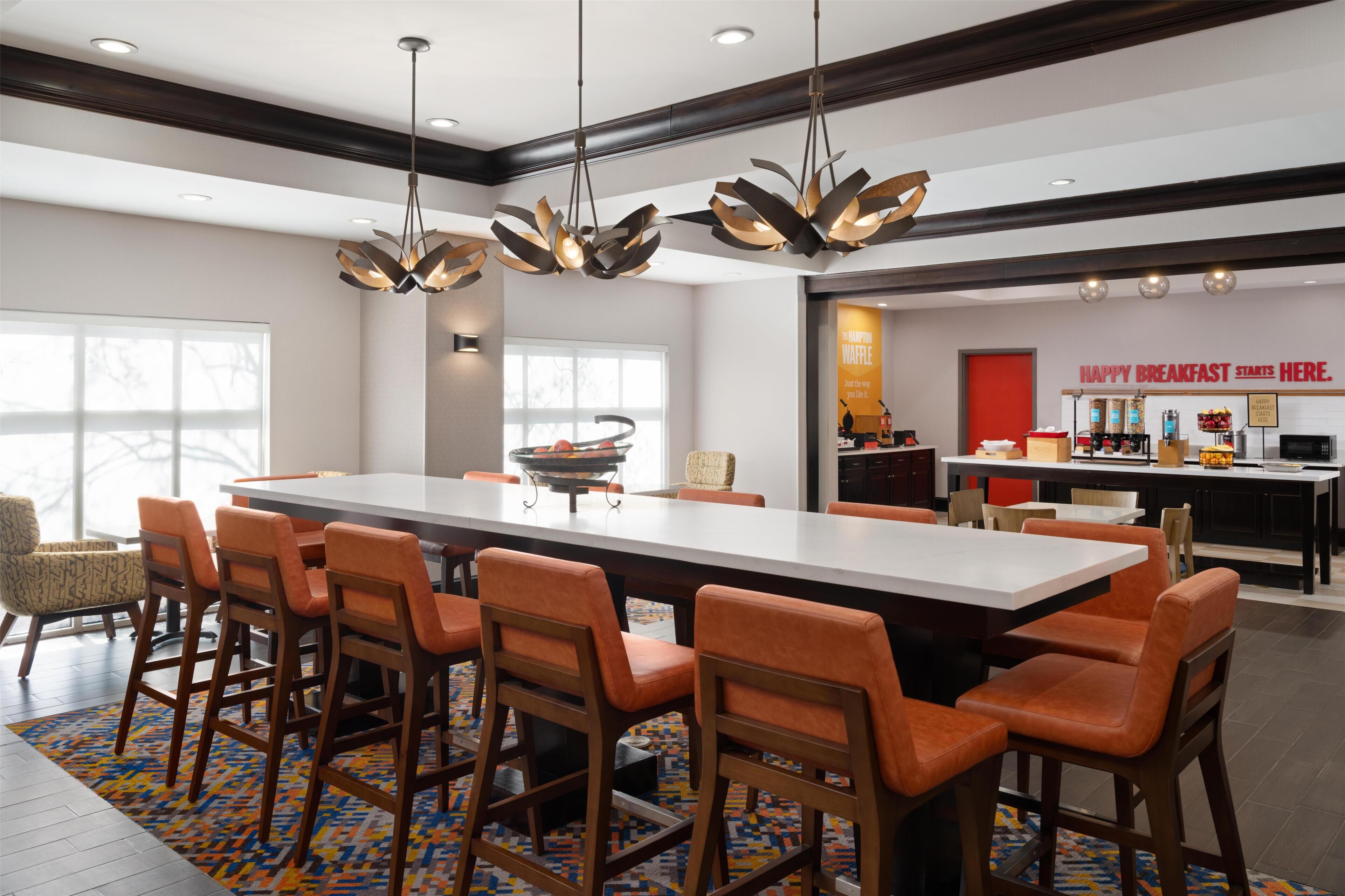 Free daily breakfast 