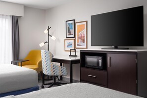 Coffres-forts dans les chambres, bureau, fer et planche à repasser