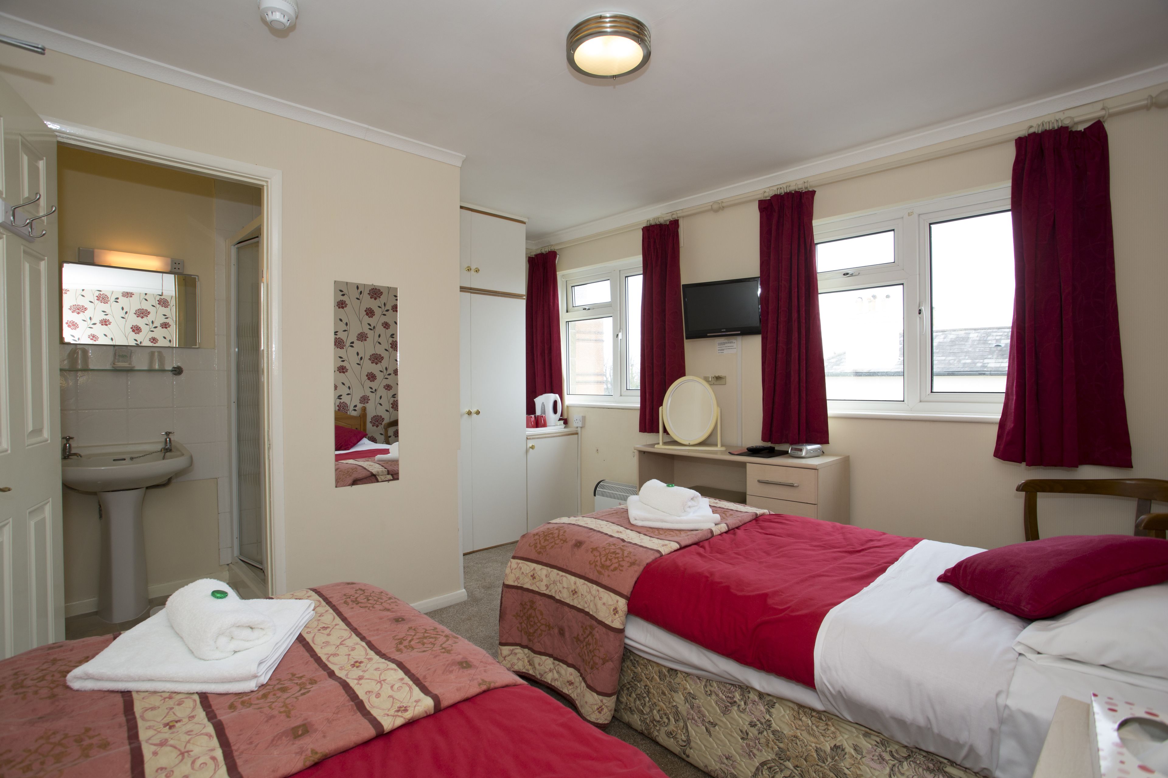 Quarto duplo, suíte | Individualmente decorados, individualmente mobiliados, cortinas blackout