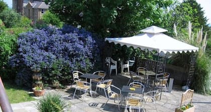 Dorset Hotel