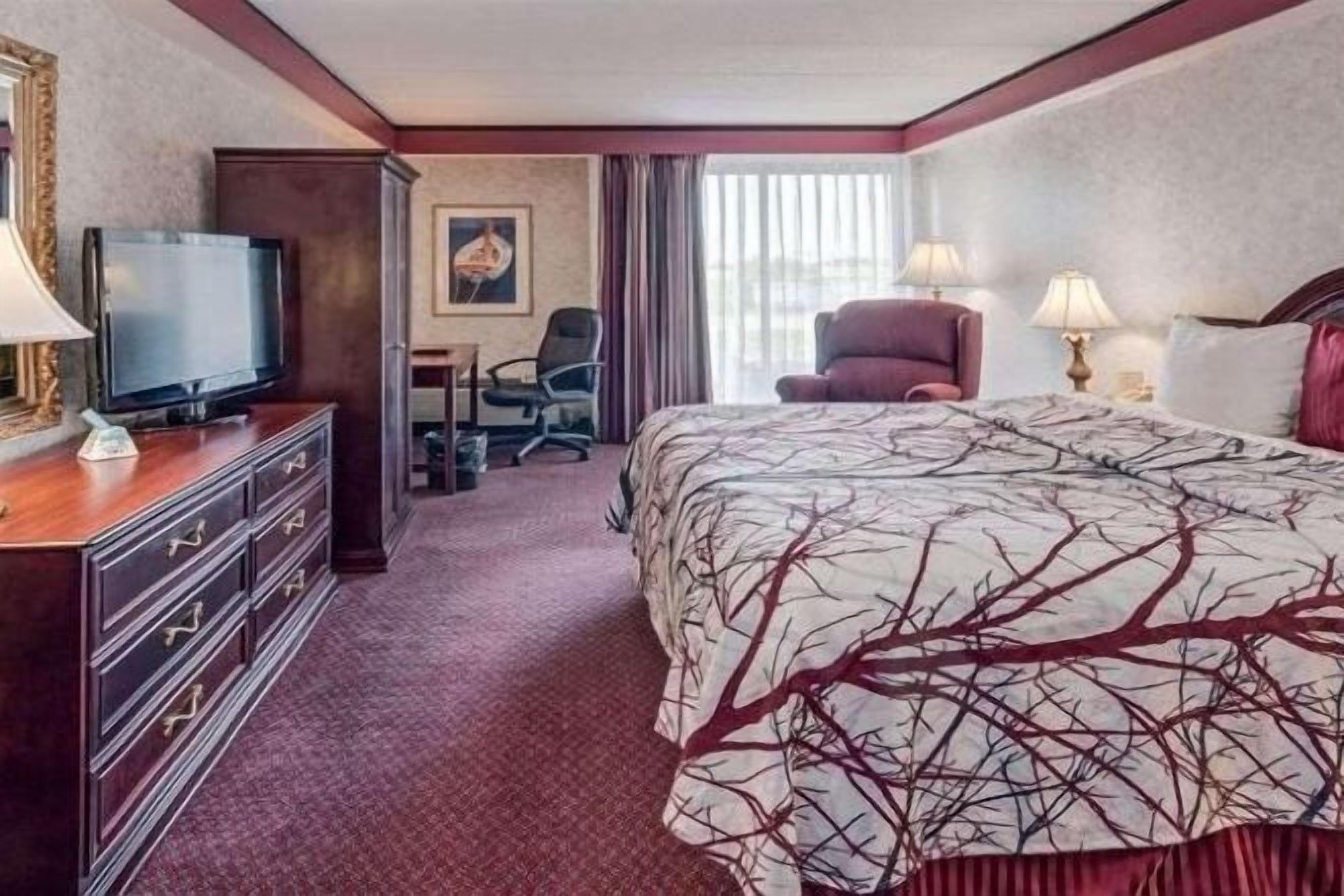 Camas con pillow-top y caja de seguridad en la habitación 