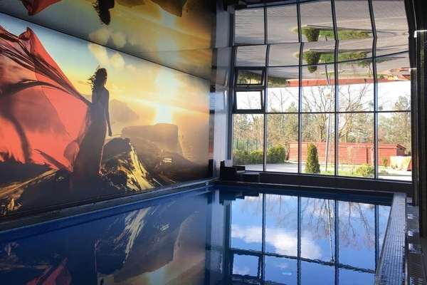 Indoor pool, sun loungers, lifeguards on site