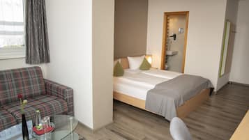 Comfort-Doppelzimmer | Minibar, Zimmersafe, individuell dekoriert, Schreibtisch