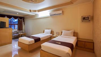 Deluxe Room, City View | 20 bedrooms, premium bedding, in-room safe, free WiFi