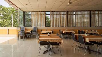 Frokostbuffé er inkludert hver dag