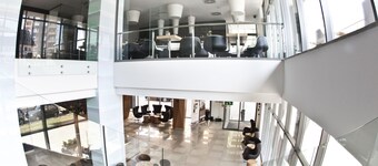 Business Hotel Astrum Laus
