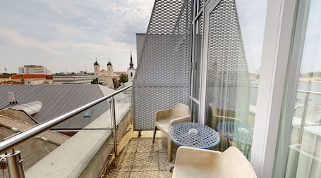 City Room | Terrace/patio