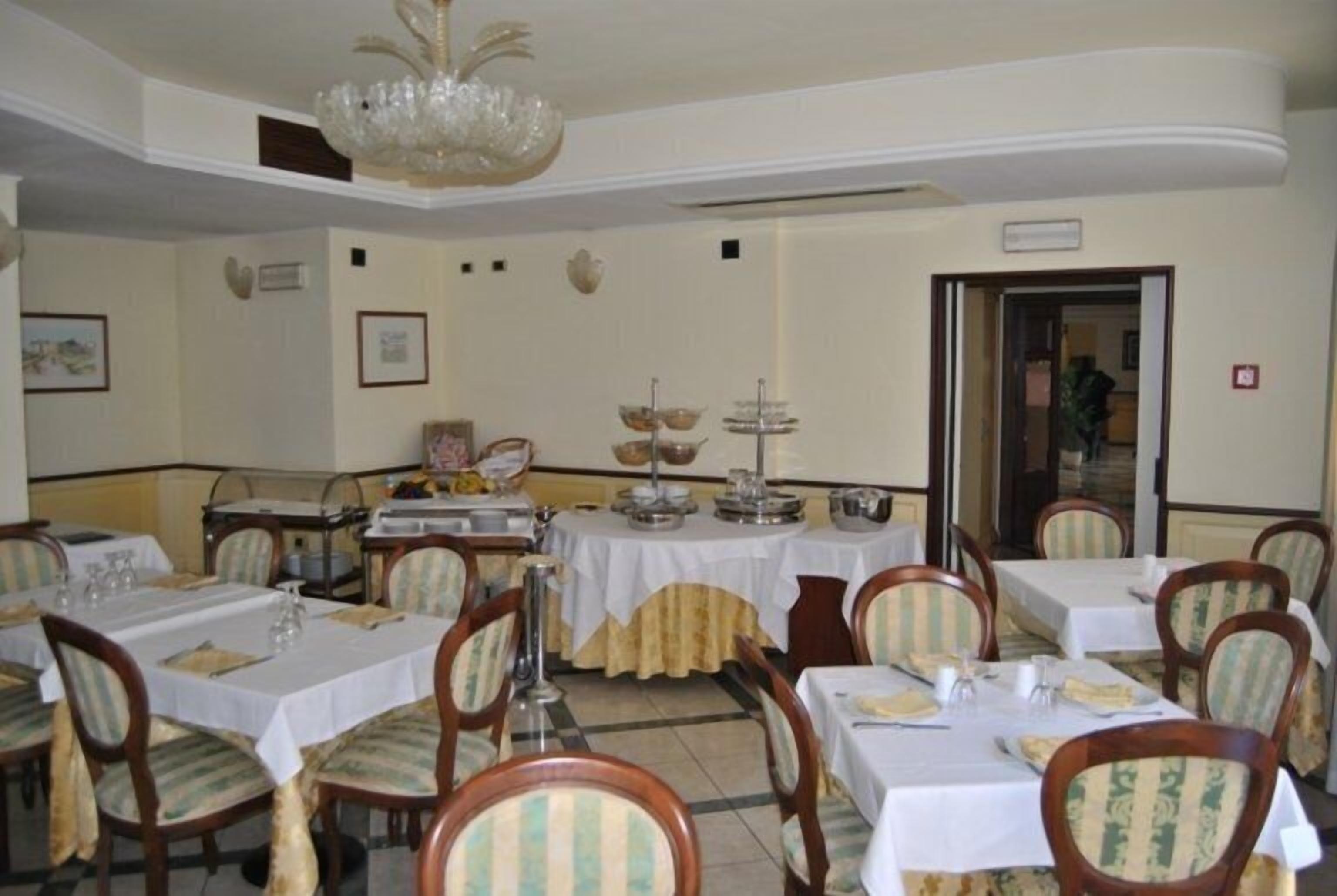 Free daily local cuisine breakfast