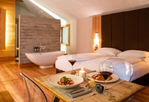 Ropa de cama de alta calidad y minibar 