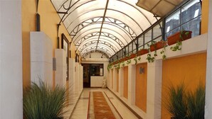 Hallway - Manjez Exclusive Villa (Belgrade)