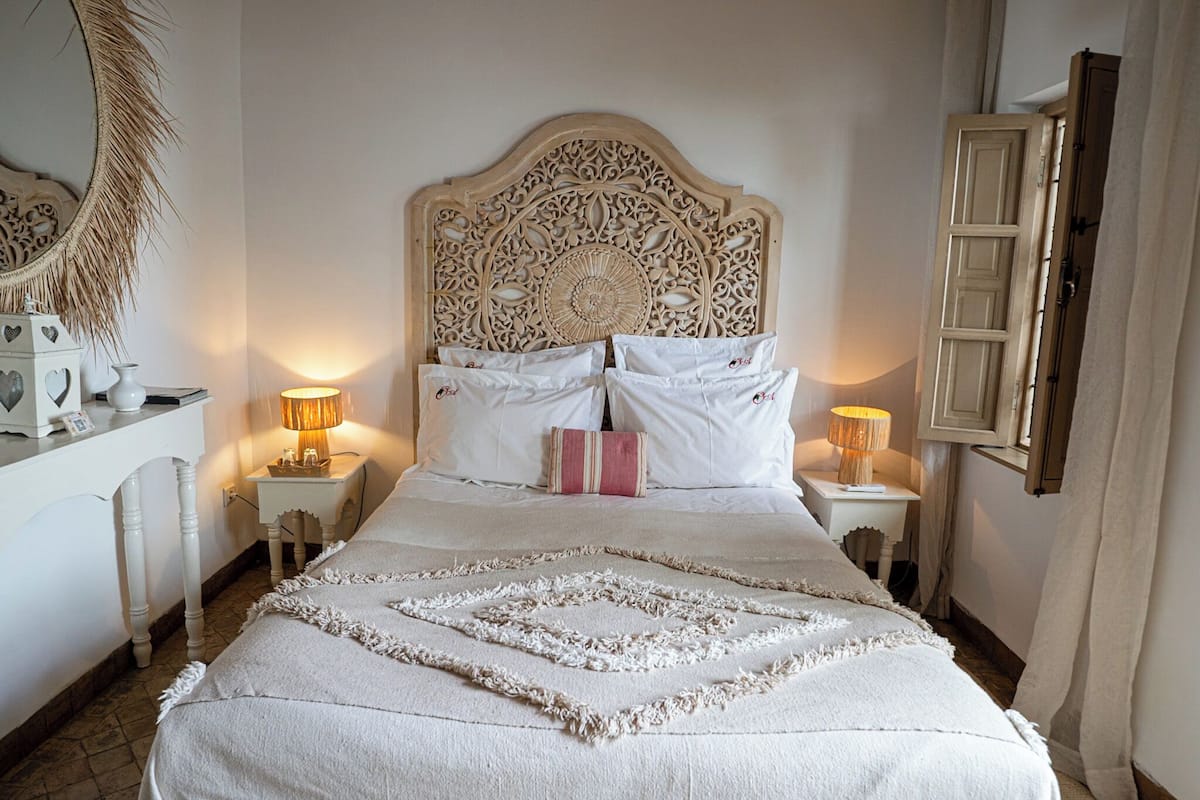 Habitación doble | Tabla de planchar con plancha, wifi gratis, ropa de cama