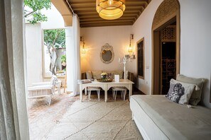 Plasma TV - Riad Les Orangers d'Alilia (Marrakech)