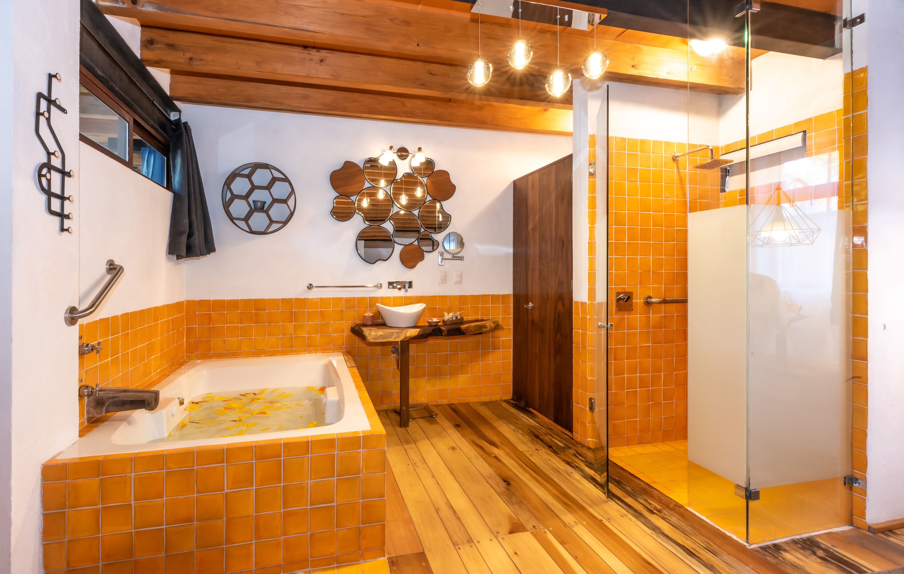 habitacion doble superior | bathroom sink