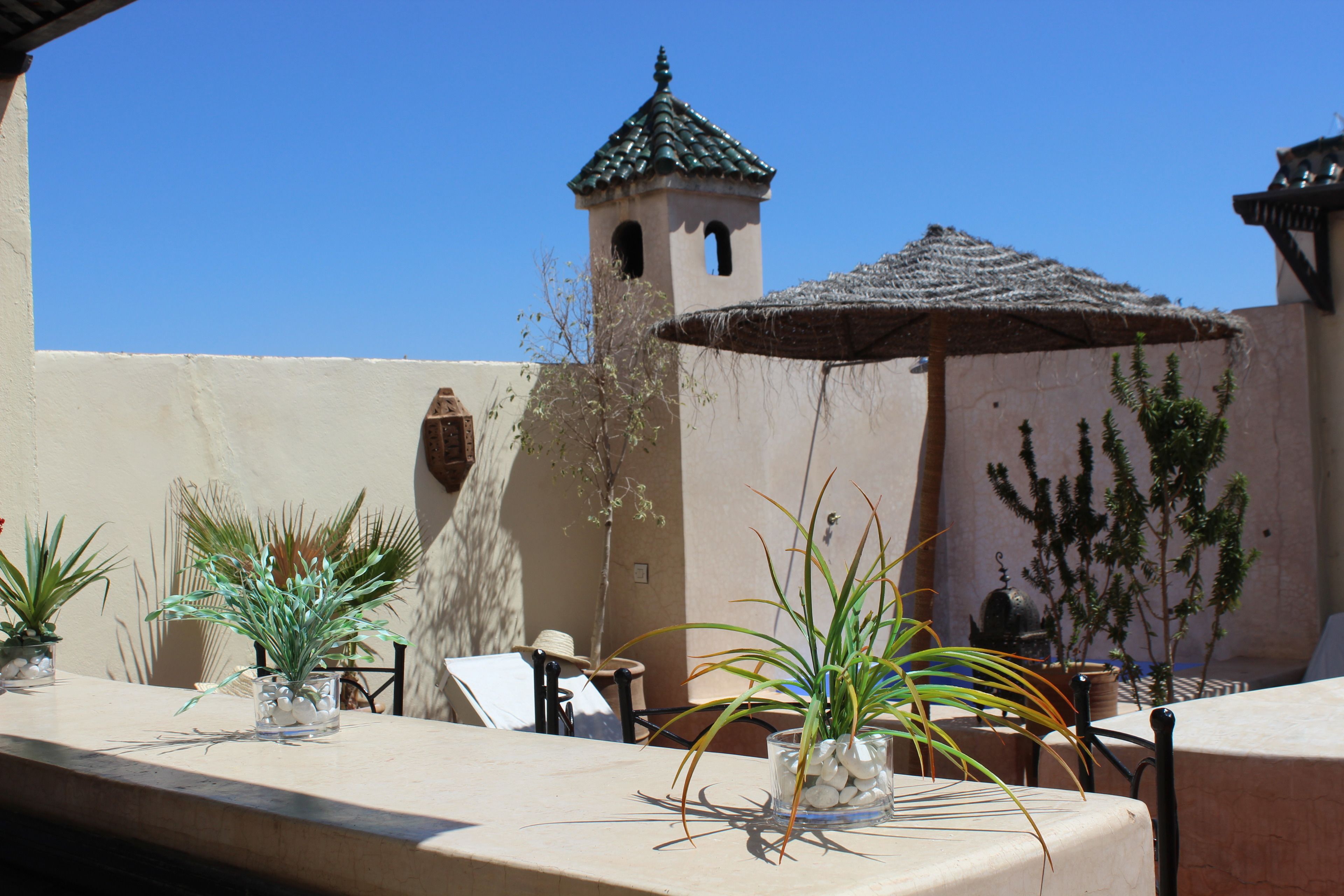 Moroccan cuisine, al fresco dining 