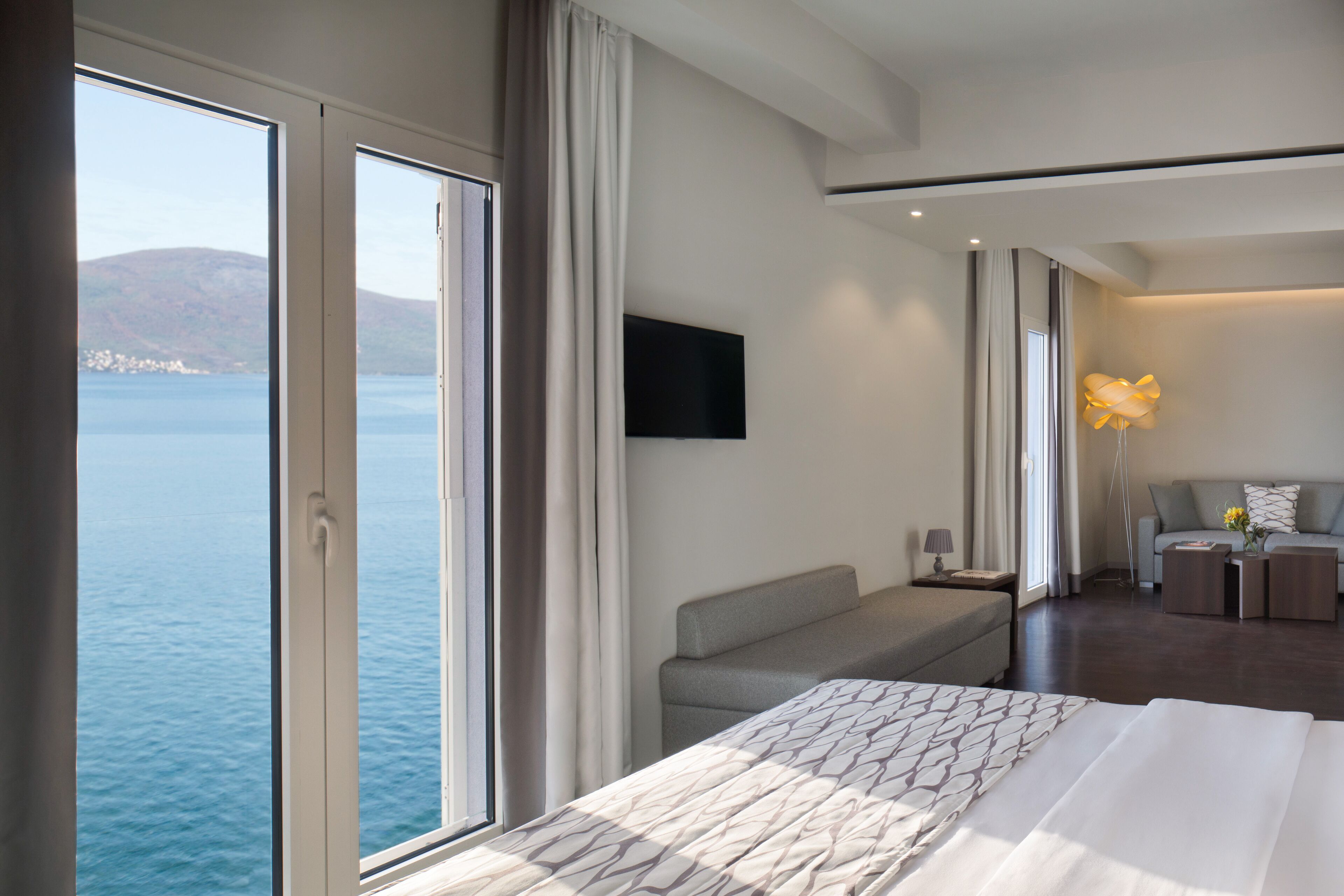 minibar, in-room safe, wifi