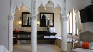 Amber Suite | Bathroom - Riad La Villa Marrakech (Marrakech)