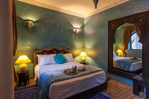 Literie de qualité supérieure, coffres-forts dans les chambres