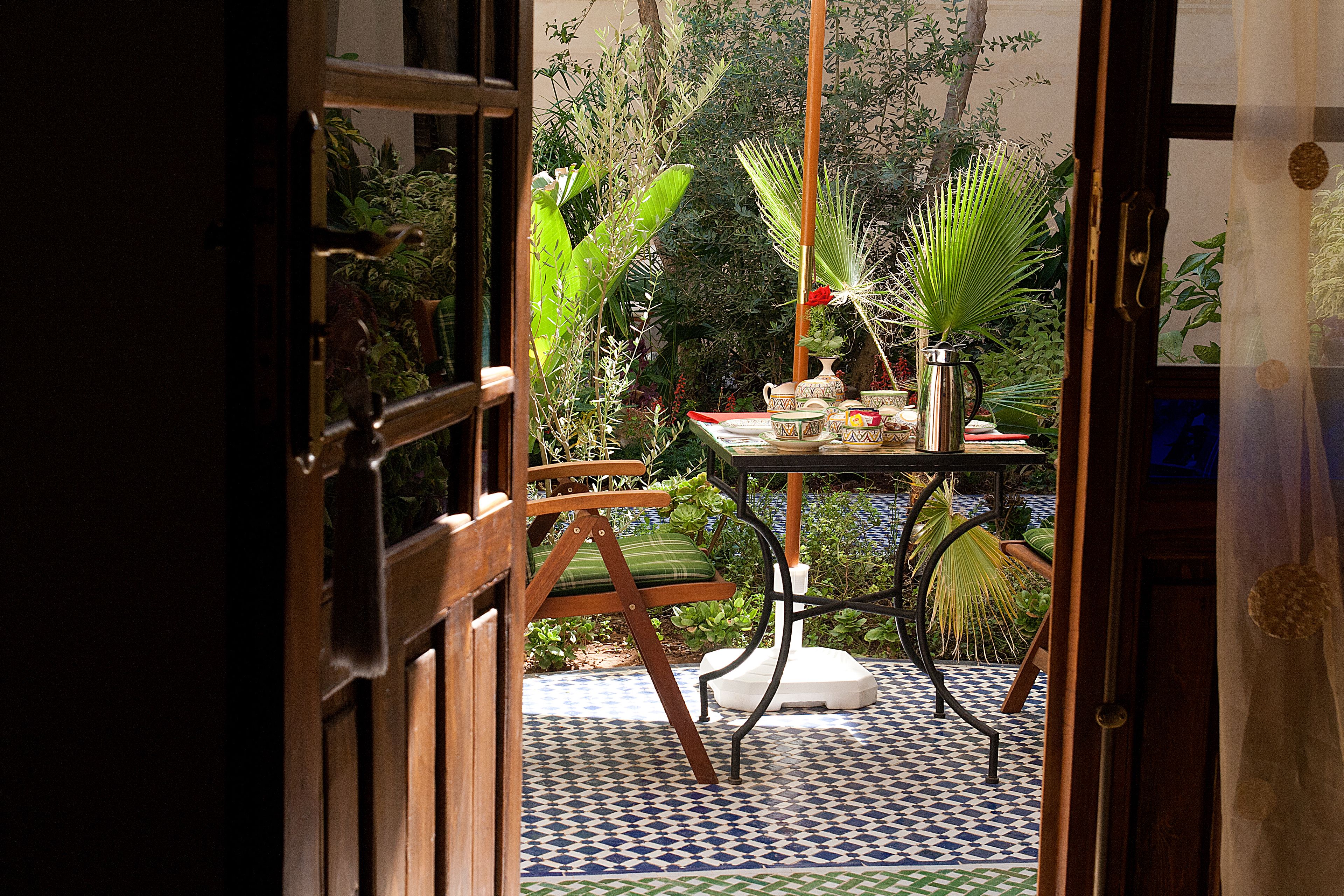 Kahden hengen deluxe-huone (kaksi sänkyä) | Terassi/patio