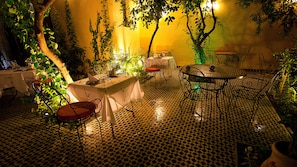 Breakfast, lunch, dinner served; Moroccan cuisine, pool views