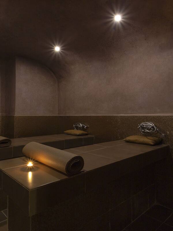 Couples treatment rooms, steam room, Turkish bath, body treatments