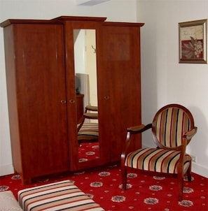 Desk, rollaway beds, free WiFi - Hotel De Kroon (Gennep)