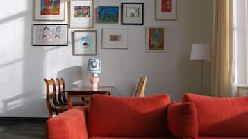 Appartement, 1 slaapkamer, uitzicht op tuin (4 persons) | Een bureau, verduisterende gordijnen, babybedden, extra bedden