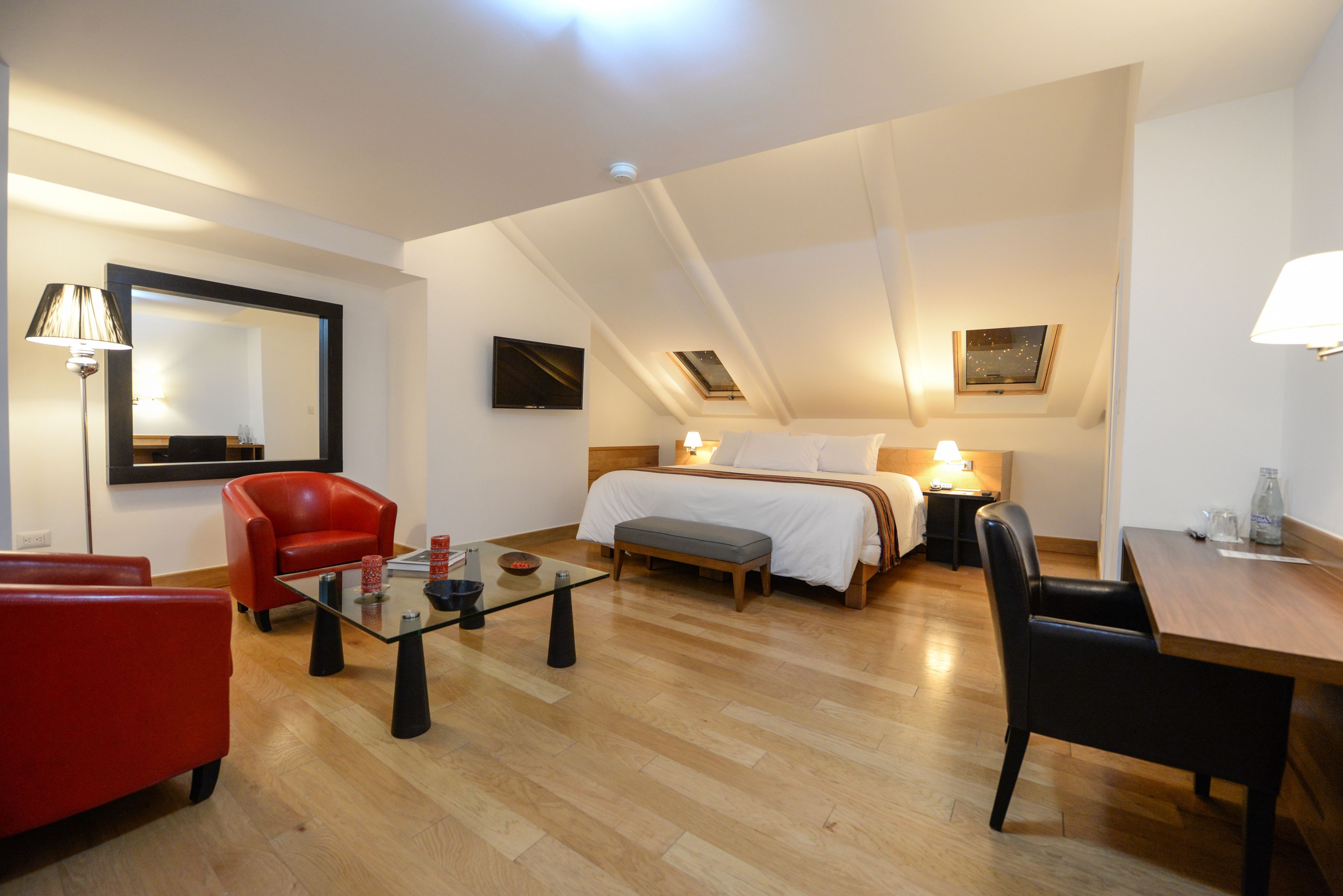 suite | hypo-allergenic bedding, in-room safe, desk, blackout curtains