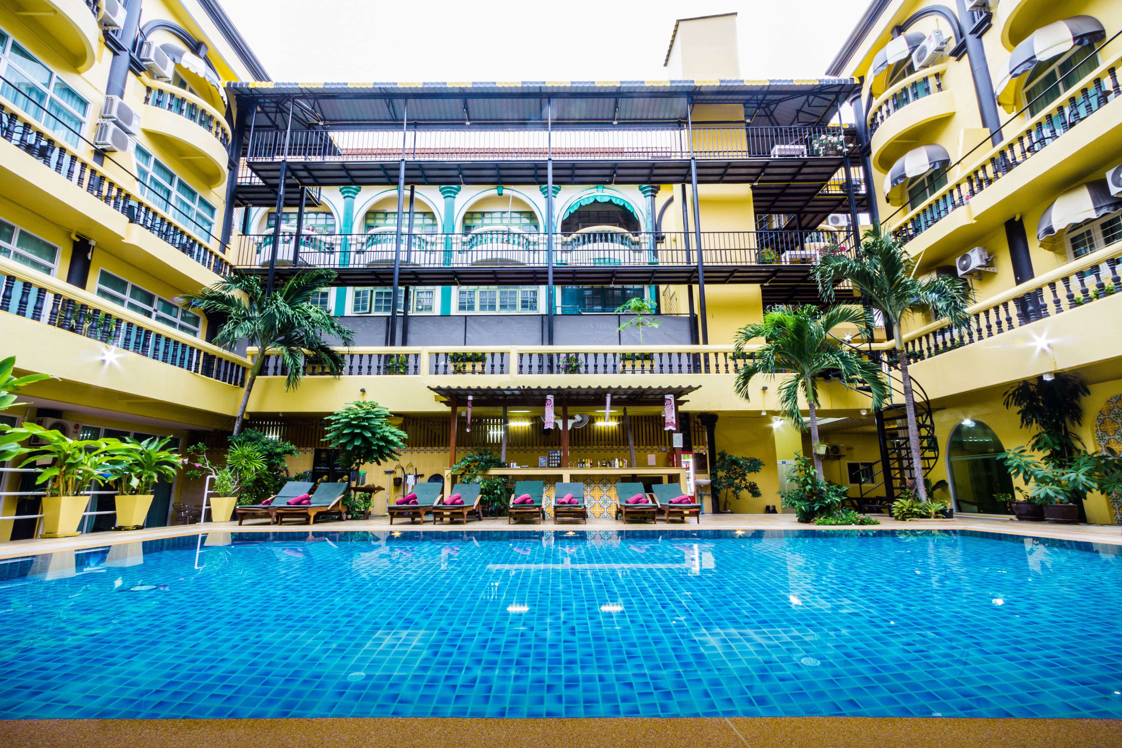 Outdoor pool, sun loungers