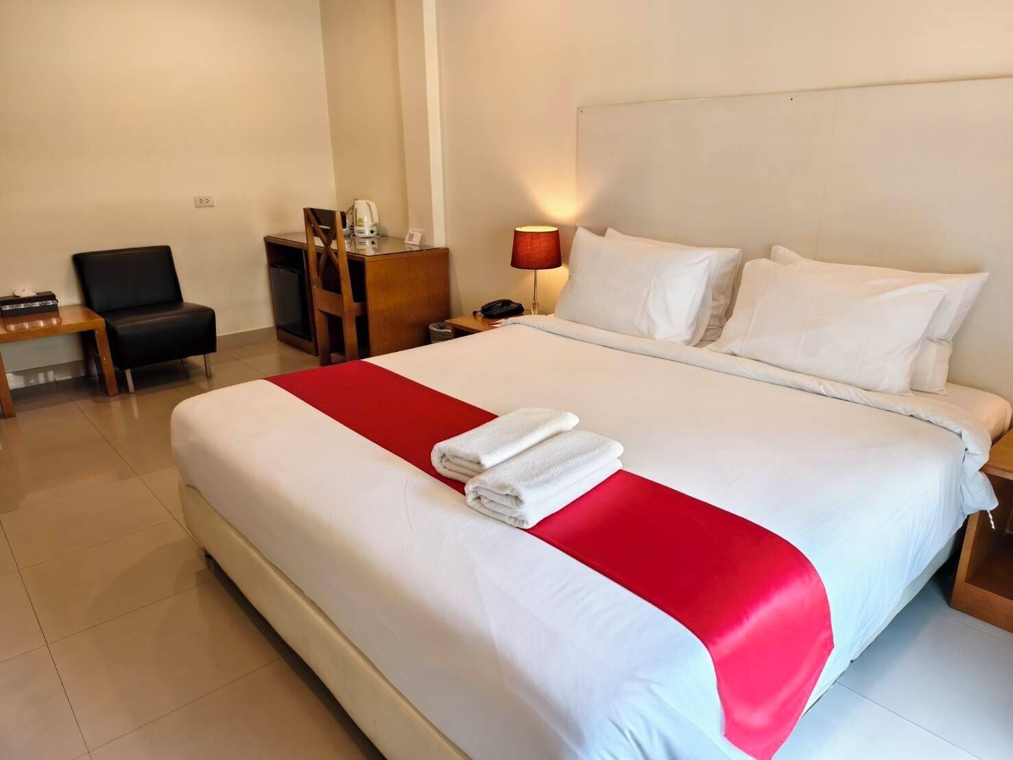 Deluxe Pool View Double Room