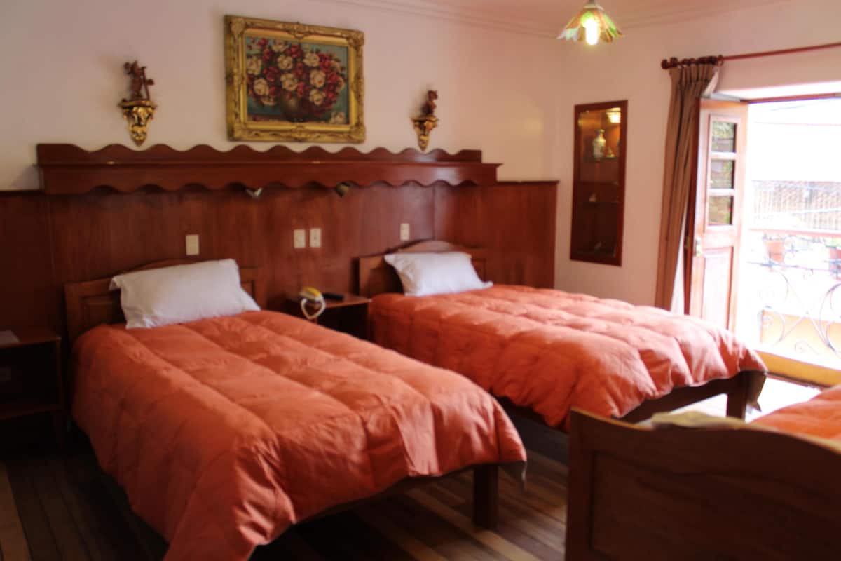 In-room safe, desk, free WiFi, wheelchair access